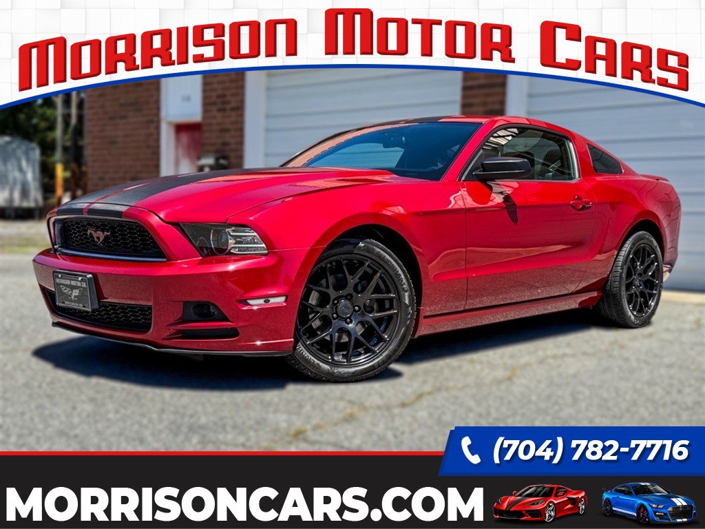 Used 2013 Ford Mustang Coupe RWD image 1