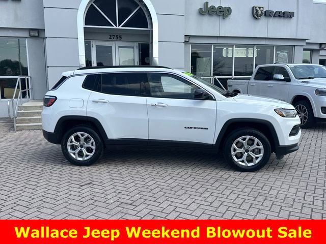 Used 2025 Jeep Compass Latitude w/ Sun & Sound Group image 6