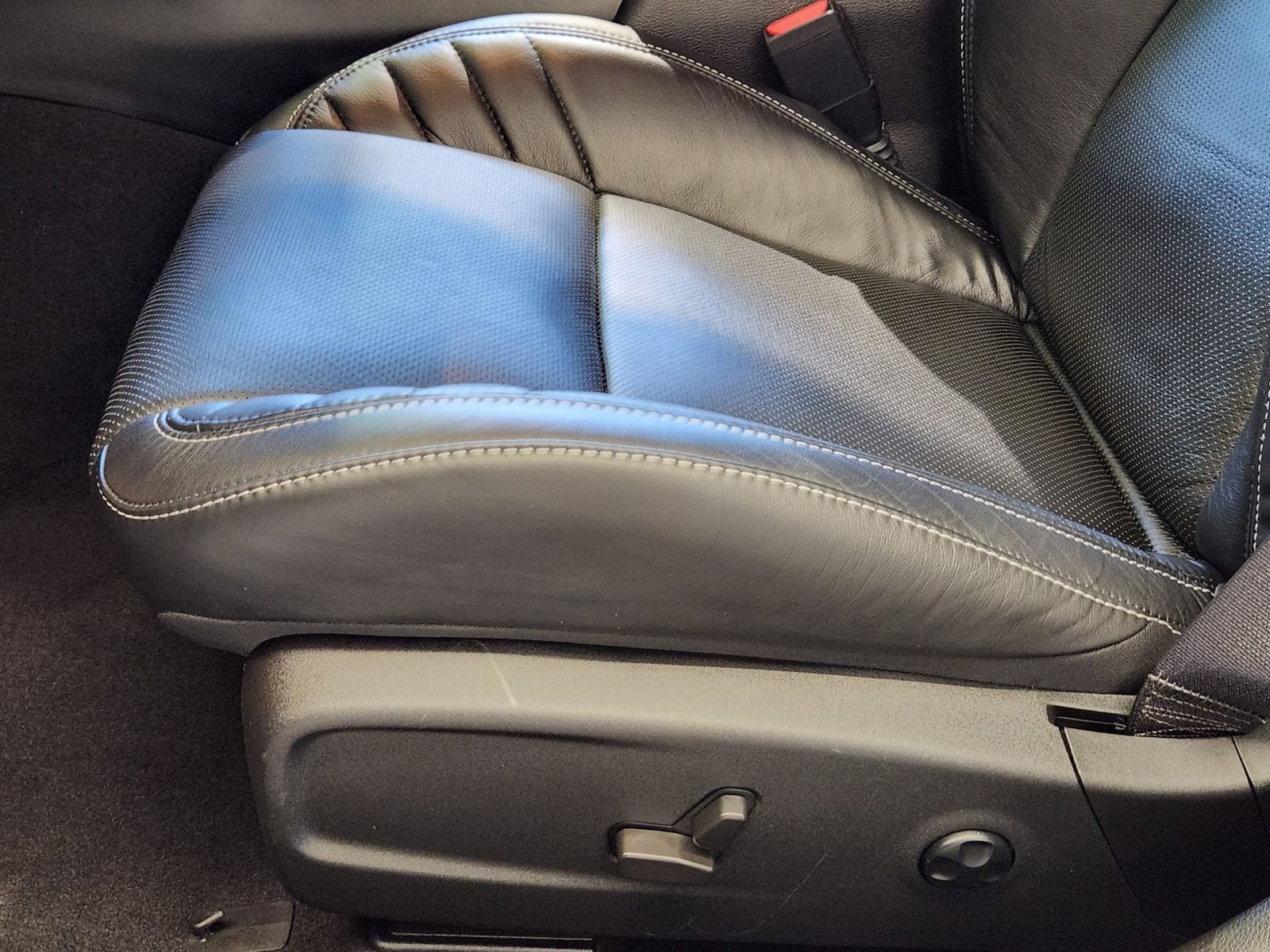 Used 2022 Dodge Charger SRT Hellcat w/ Harman/Kardon Audio Group RWD image 31