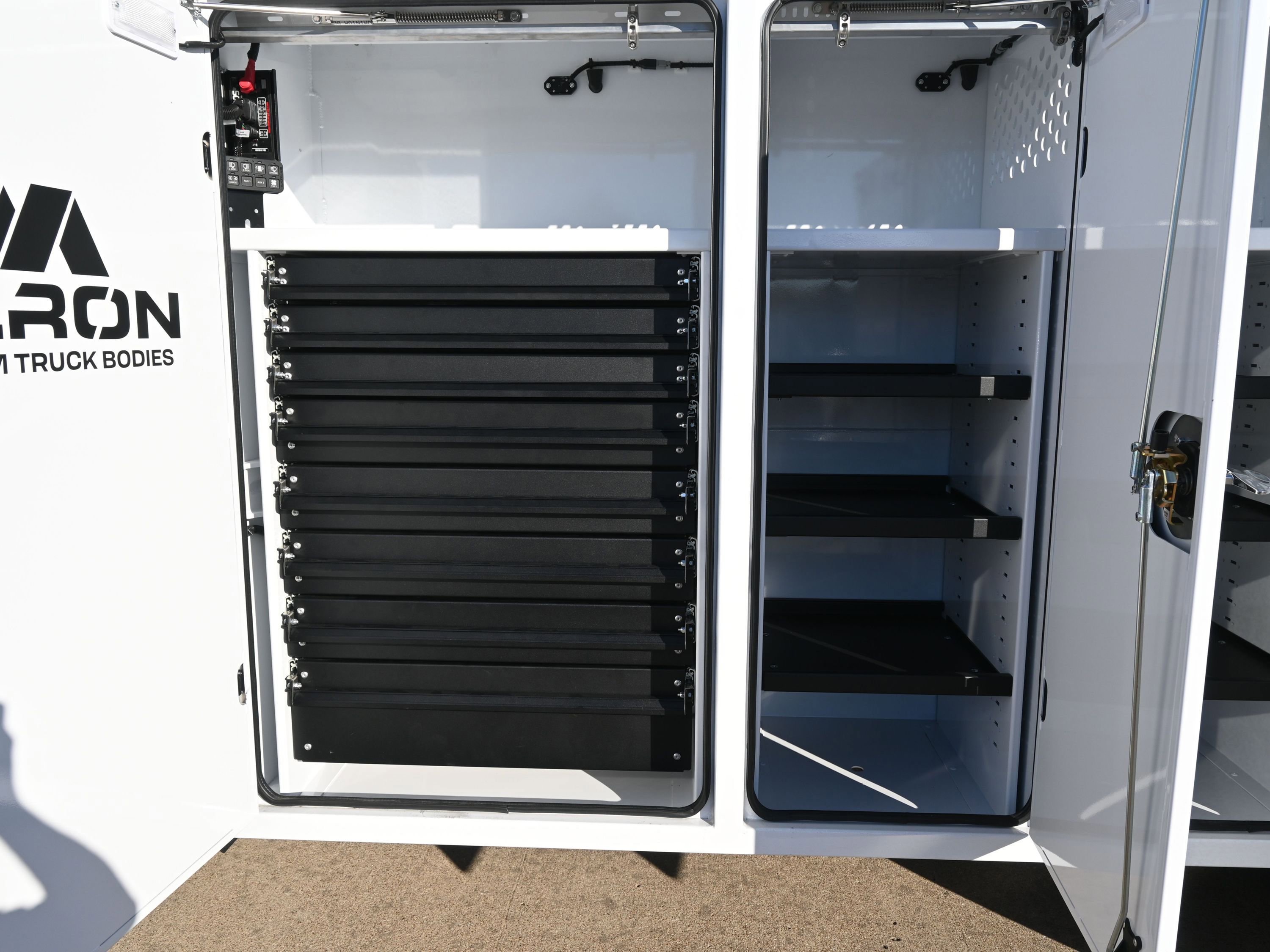 New 2026 Ford F750 2WD SuperCab Super Duty image 45