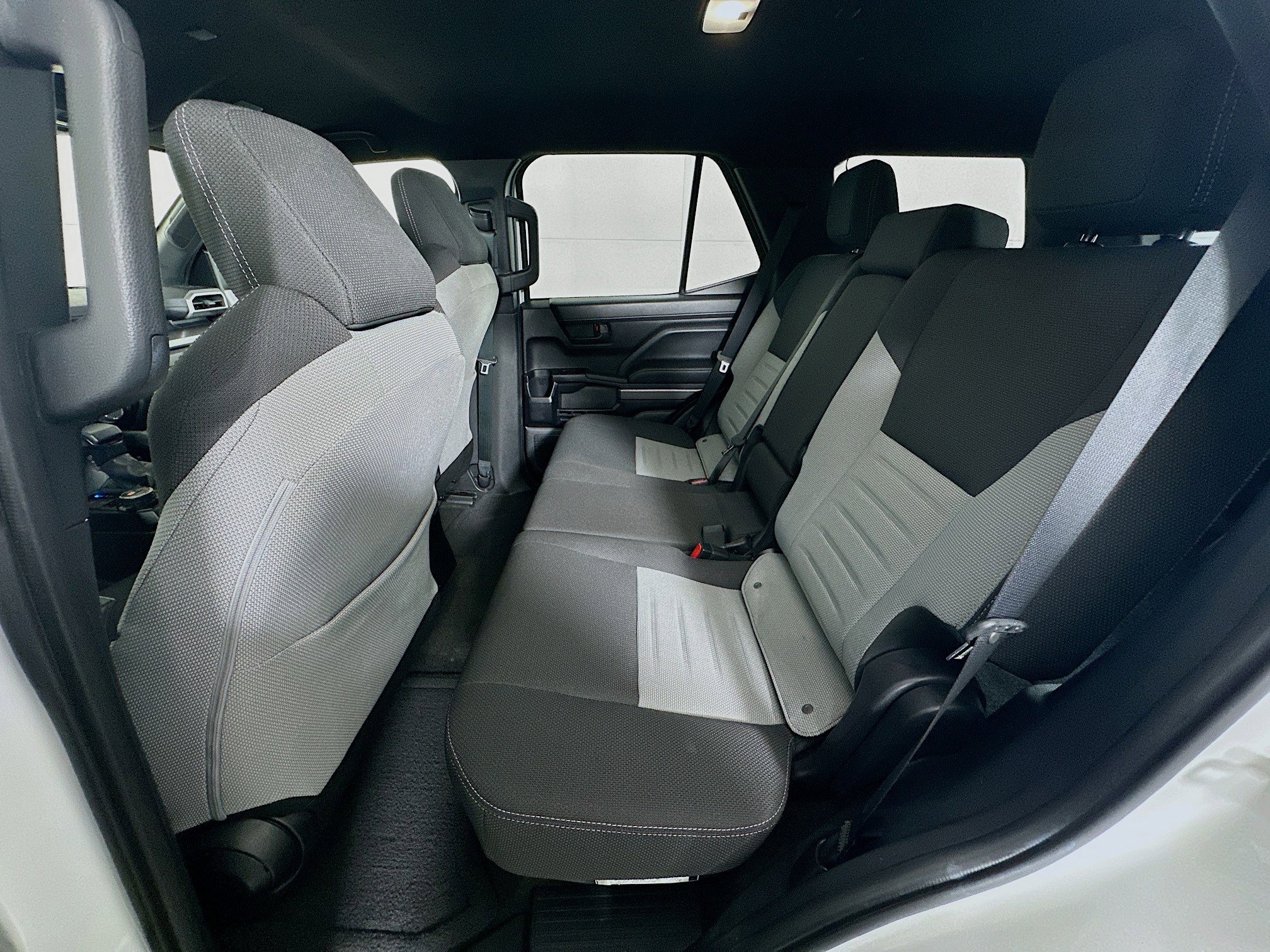 Used 2025 Toyota 4Runner TRD Off-Road image 29