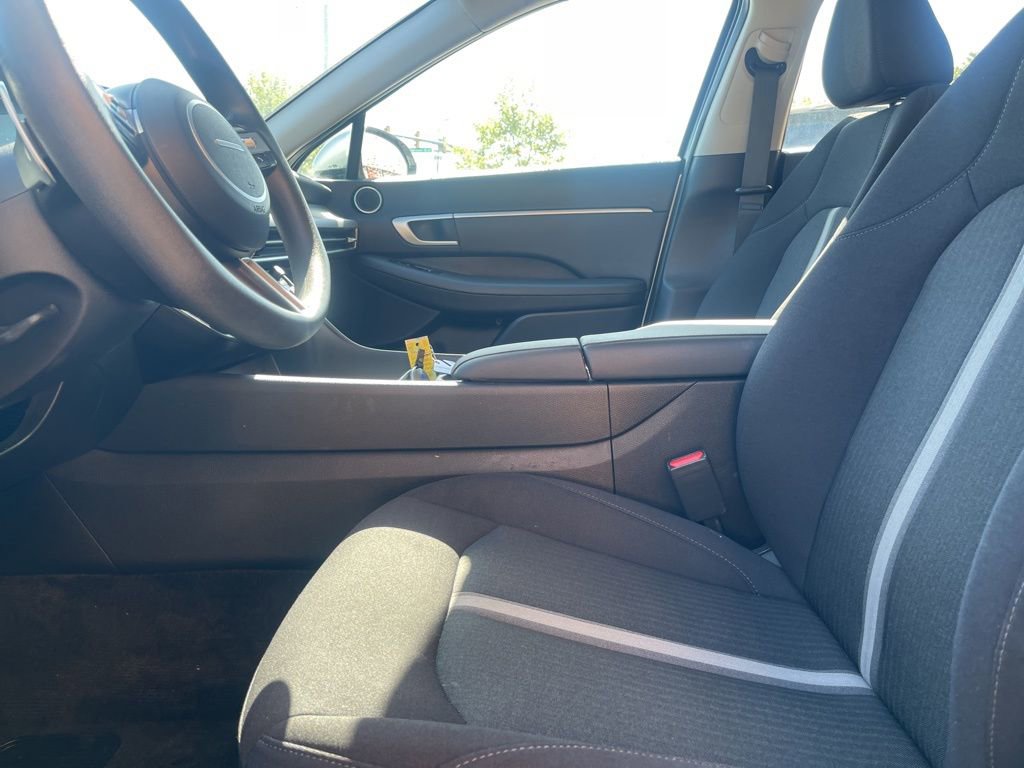 Used 2025 Hyundai Sonata SEL FWD image 14