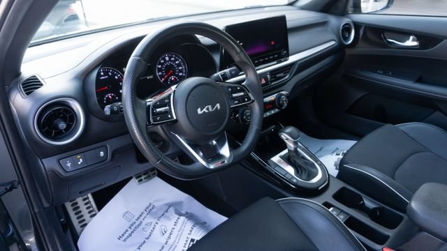 Used 2023 Kia Forte GT-Line w/ GT-Line Premium Package FWD image 11
