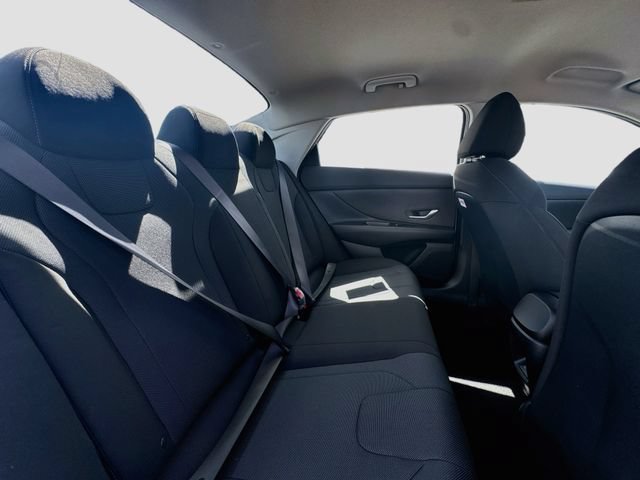 New 2026 Hyundai Elantra SE FWD image 27