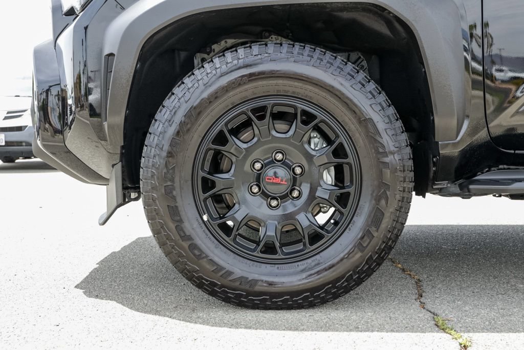Used 2025 Toyota 4Runner TRD Off-Road Premium w/ Tow Technology Package AWD/4WD image 12