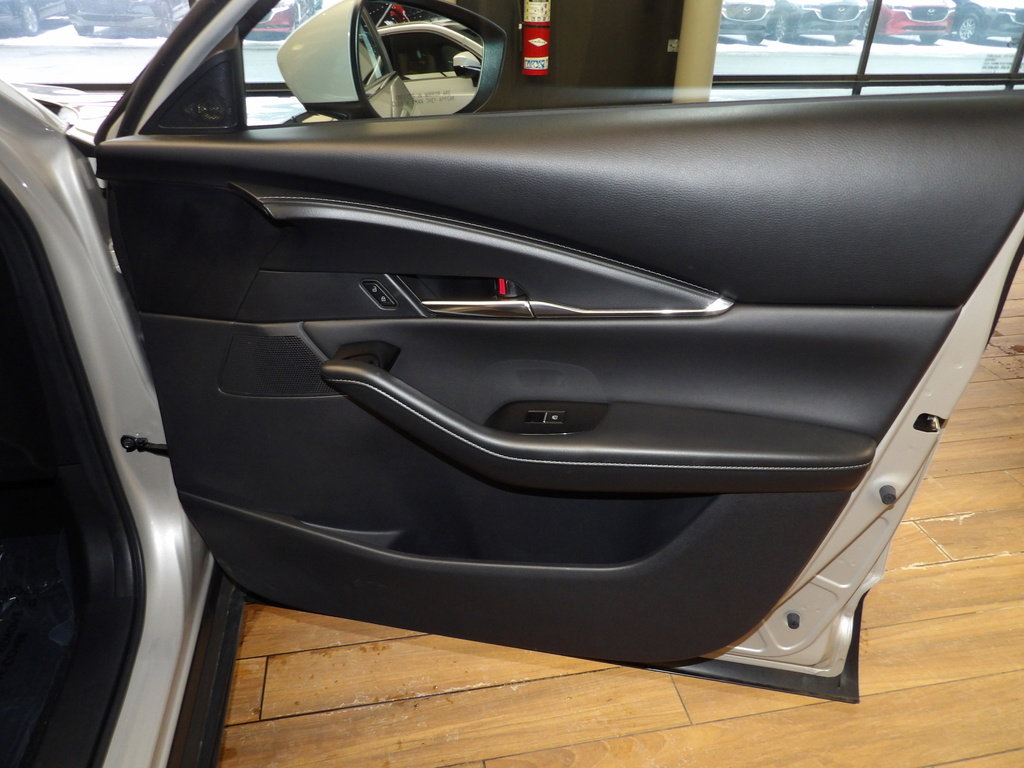 Certified 2023 MAZDA CX-30 AWD 2.5 S w/ Preferred Package image 12
