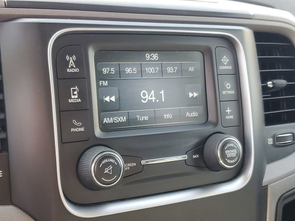 Used 2014 RAM 1500 Express AWD/4WD image 17