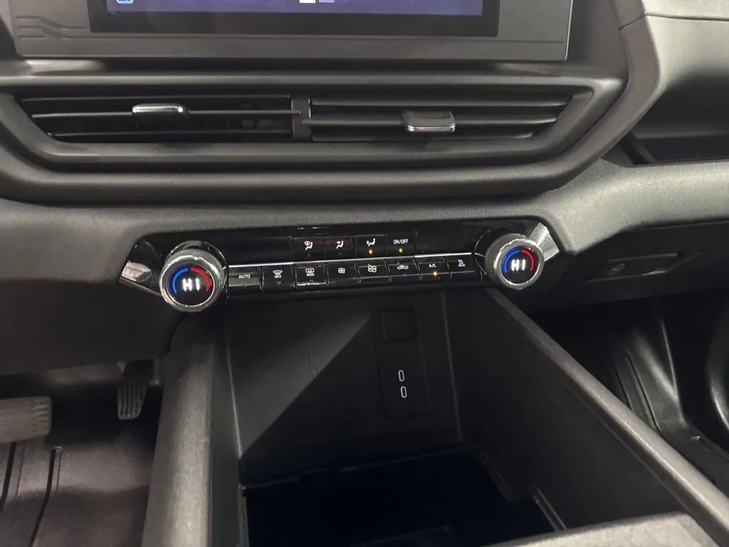 Used 2025 Chevrolet Silverado EV W/T w/ WT Plus Package AWD/4WD image 17