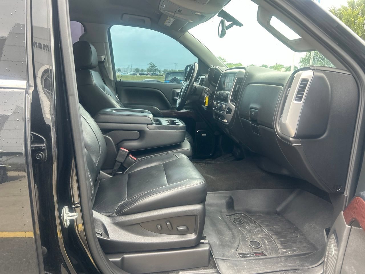 Used 2018 GMC Sierra 1500 SLT w/ Texas SLT Premium Package RWD image 17