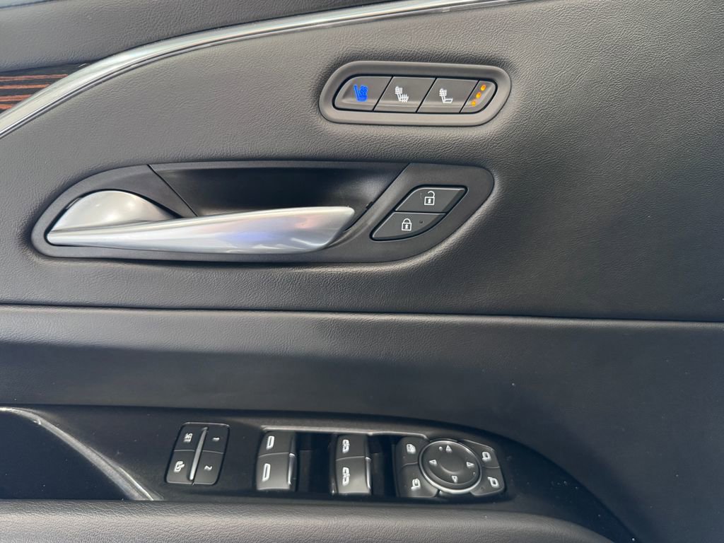 Certified 2023 Cadillac Escalade Premium Luxury AWD/4WD image 30