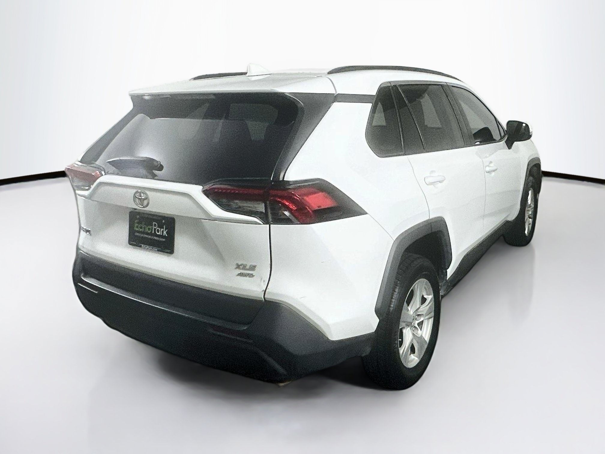 Used 2019 Toyota RAV4 XLE w/ Convenience Package AWD/4WD image 9