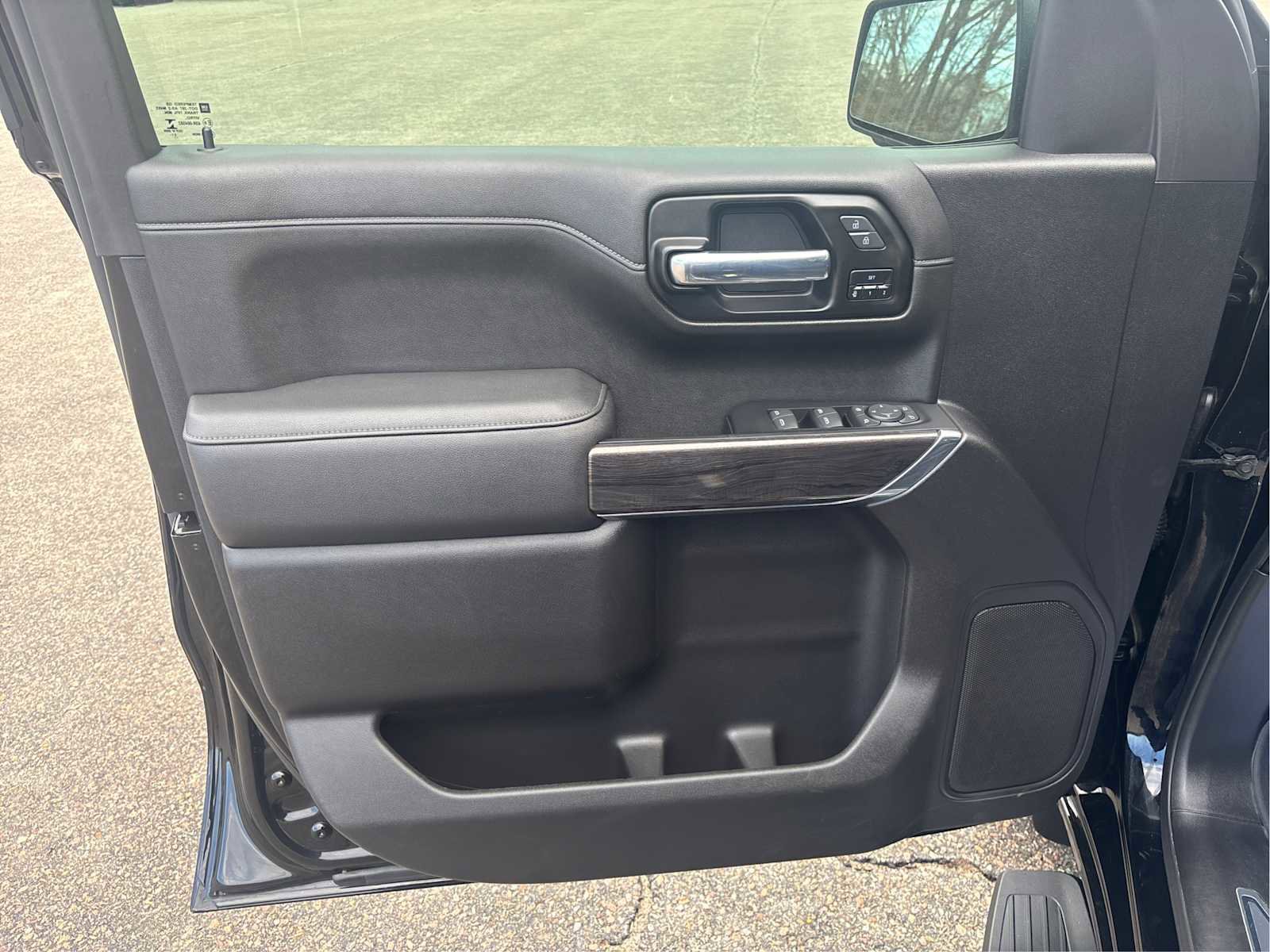 Certified 2022 Chevrolet Silverado 1500 LTZ image 21