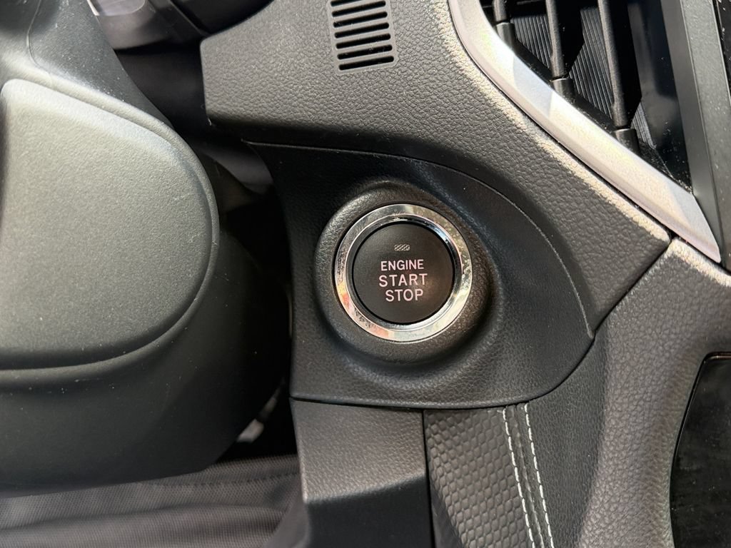 Used 2022 Subaru Forester Limited AWD/4WD image 17