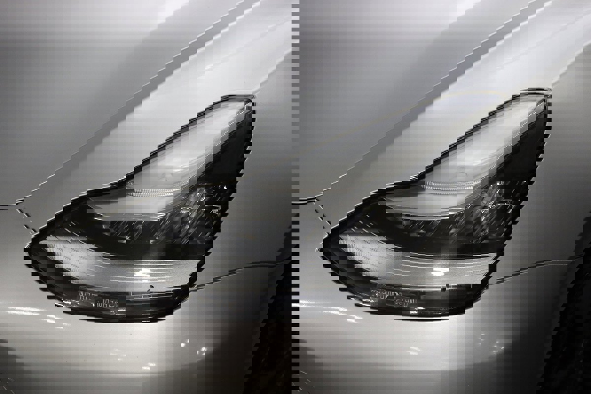 Used 2020 Tesla Model 3 Performance image 55