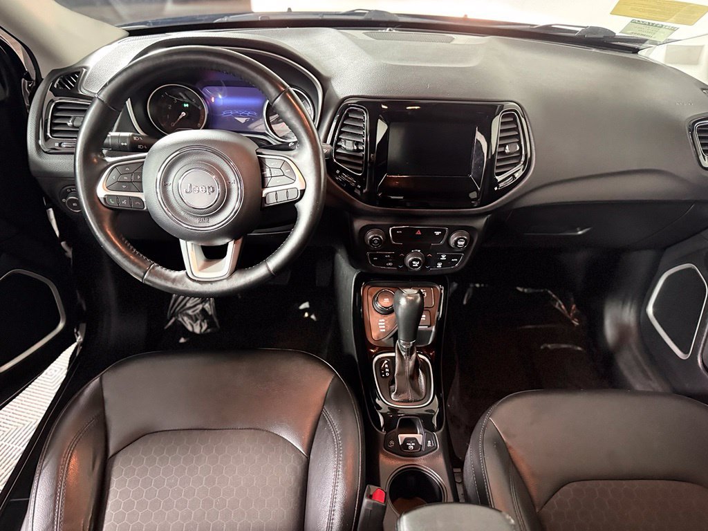 Used 2019 Jeep Compass Latitude AWD/4WD image 11