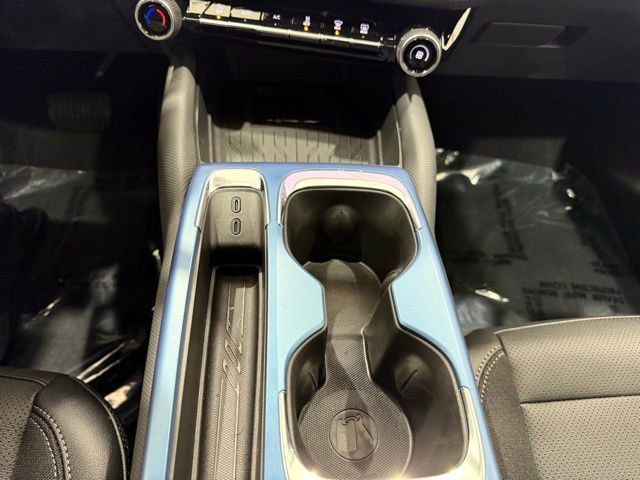 New 2026 Chevrolet Equinox EV LT image 36