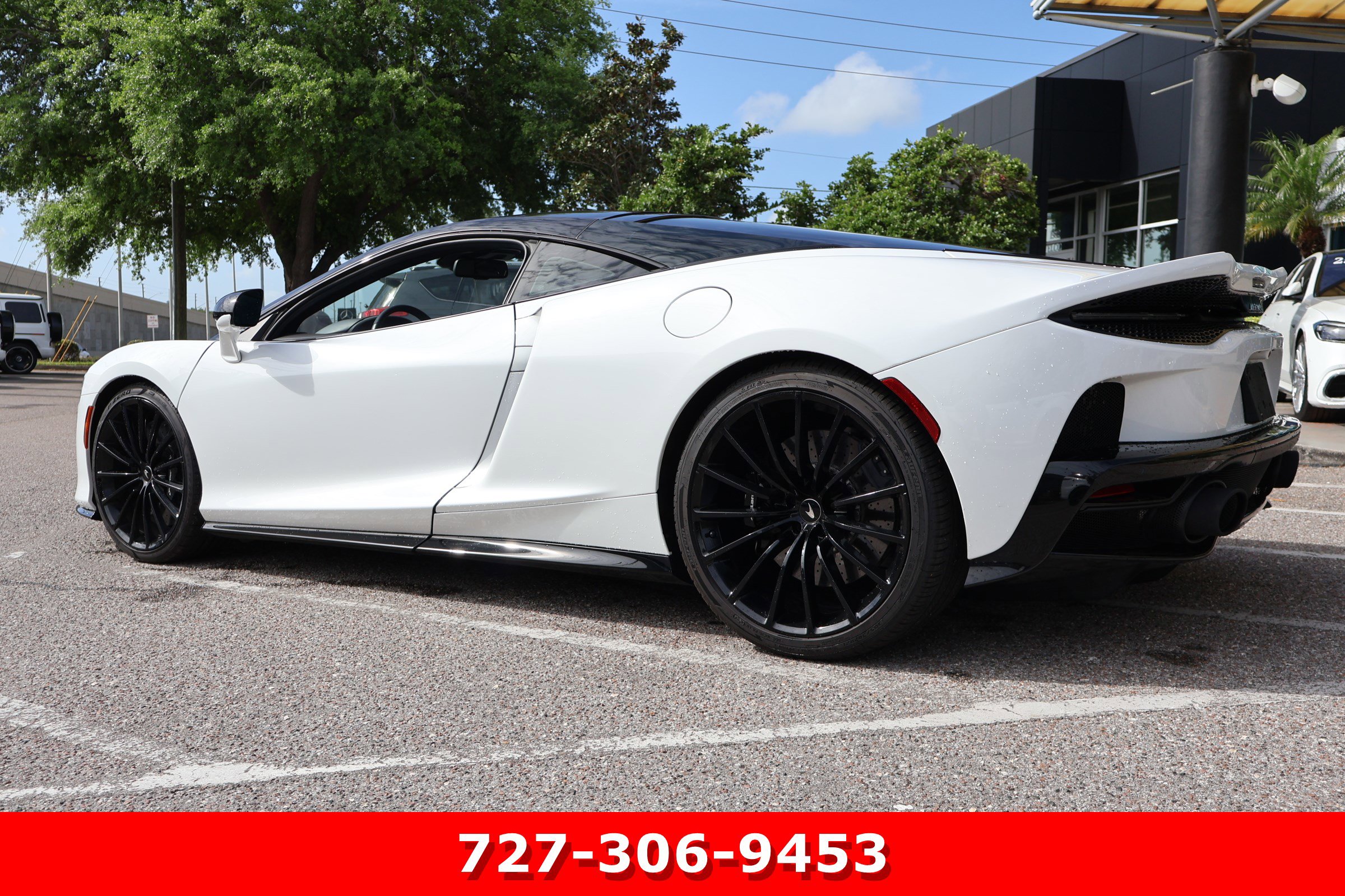 Used 2022 McLaren GT image 6