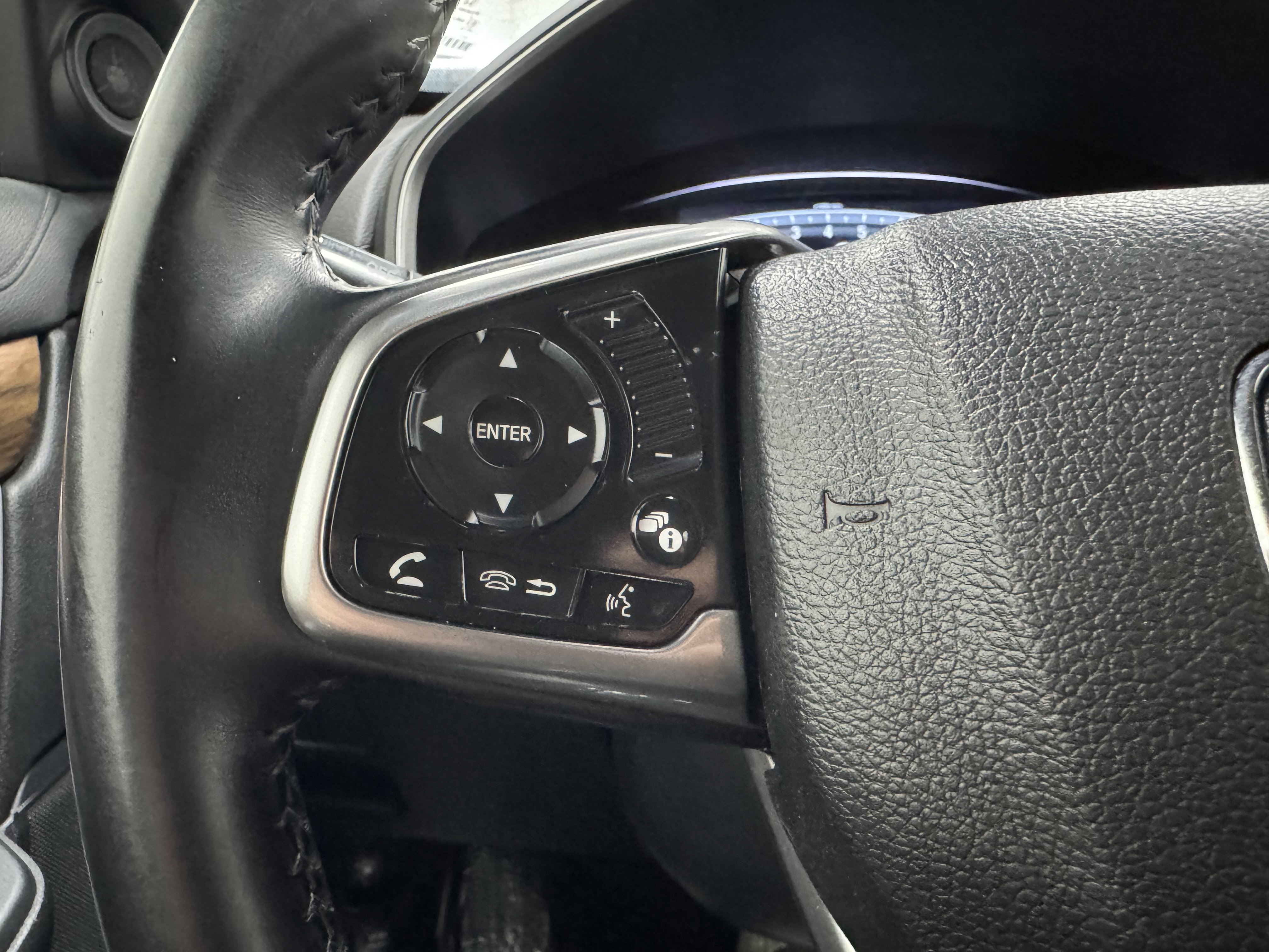 Used 2017 Honda CR-V EX-L image 39