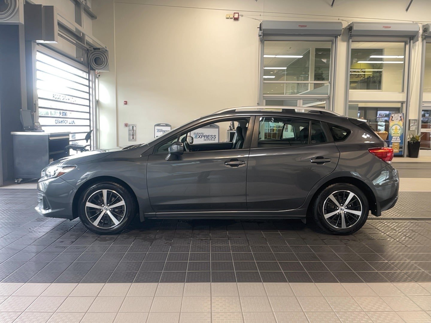Used 2021 Subaru Impreza 2.0i Premium AWD/4WD image 4