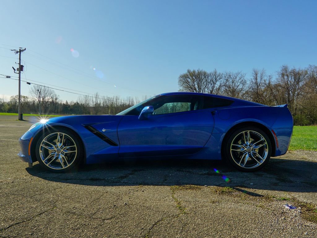 Used 2016 Chevrolet Corvette Stingray Coupe w/ 2LT Preferred Equipment Group image 5
