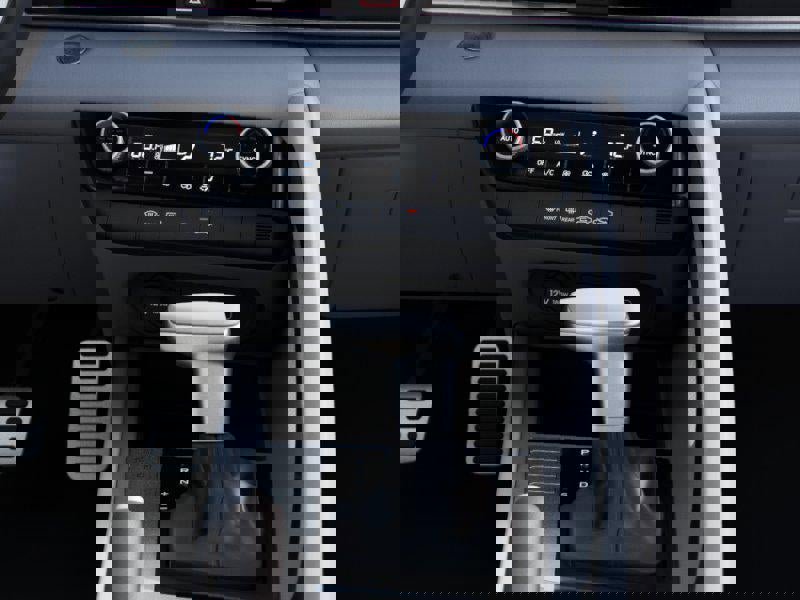 New 2025 Hyundai Elantra Sport image 16