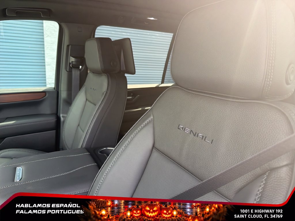 New 2026 GMC Yukon XL Denali w/ Denali Reserve Package AWD/4WD image 16