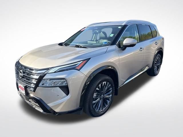 Used 2024 Nissan Rogue Platinum w/ Platinum Premium Package image 2