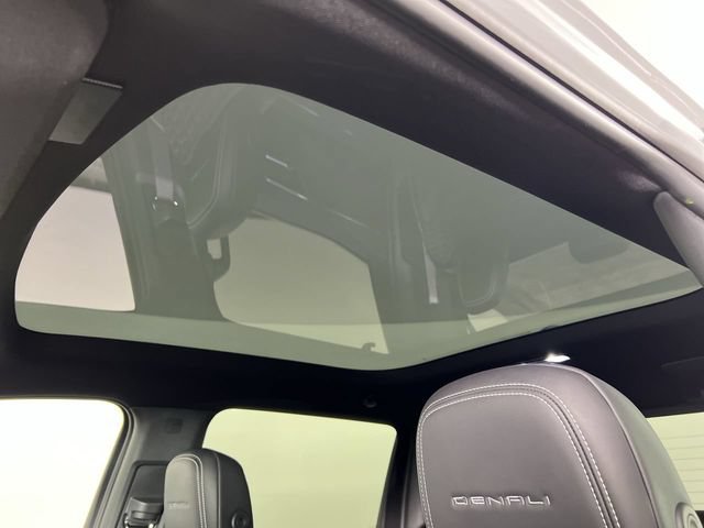 Used 2026 GMC Sierra EV Denali AWD/4WD image 18