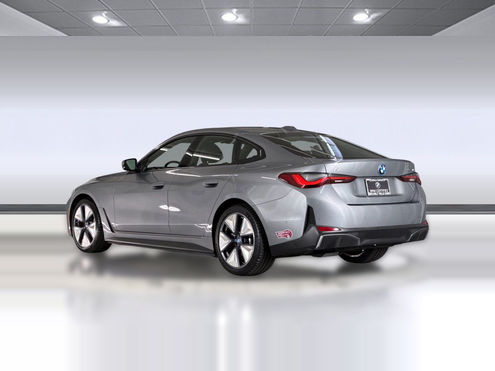 Certified 2023 BMW i4 eDrive40 w/ Premium Package RWD image 3