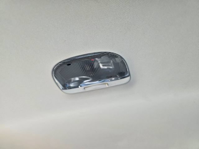 Used 2010 Subaru Outback 2.5i AWD/4WD image 47