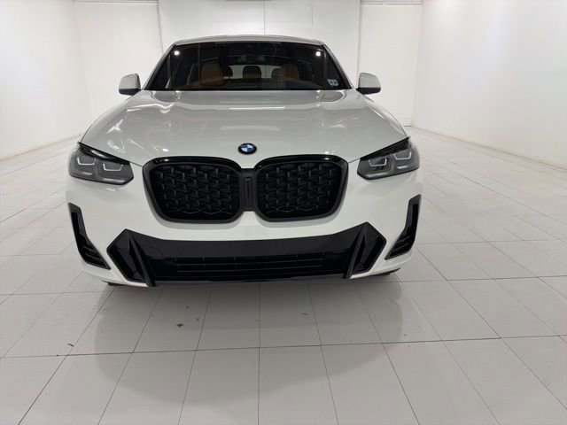 Certified 2024 BMW X4 xDrive30i w/ M Sport Package image 8