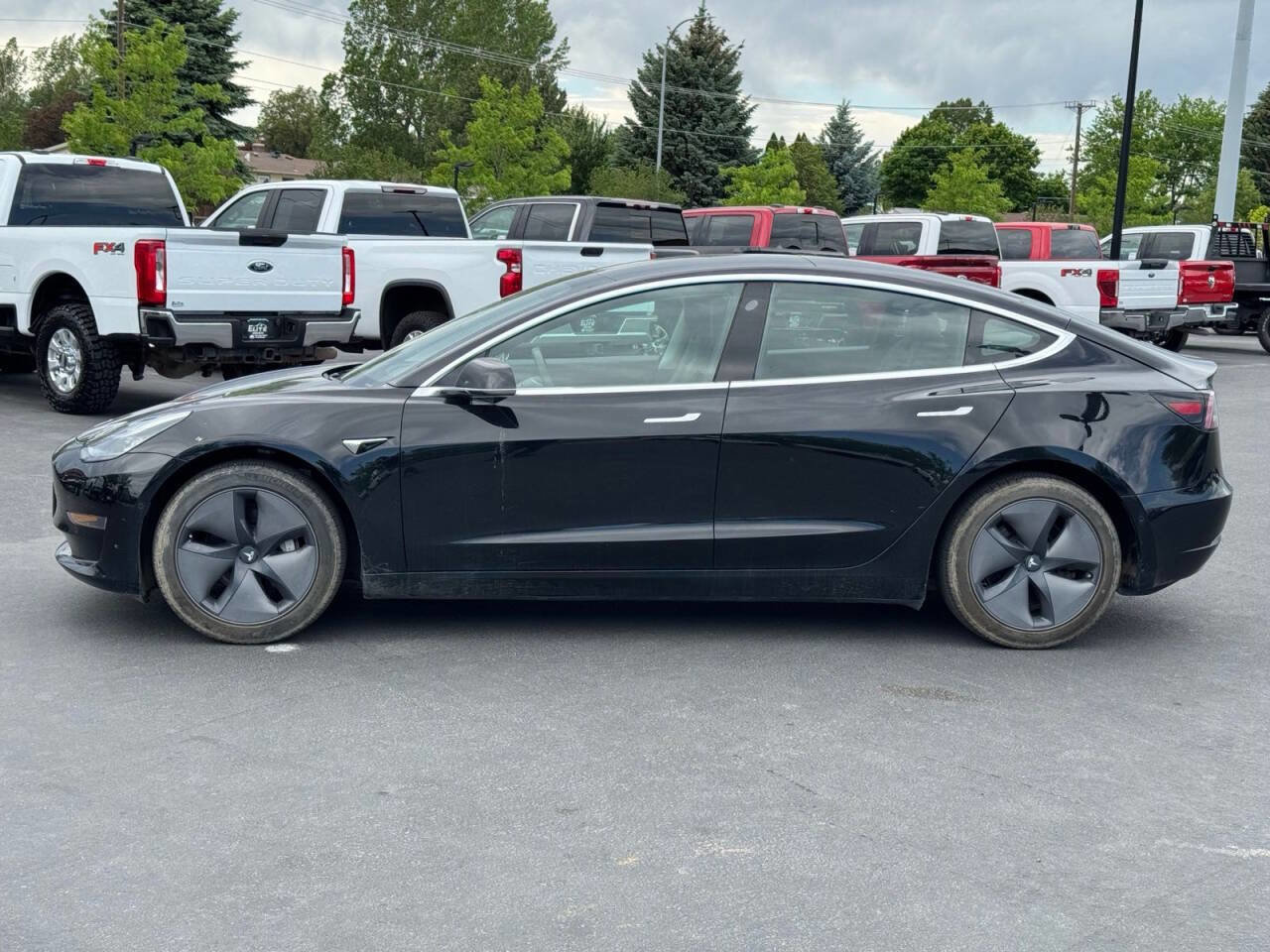 Used 2019 Tesla Model 3 Mid Range RWD image 4