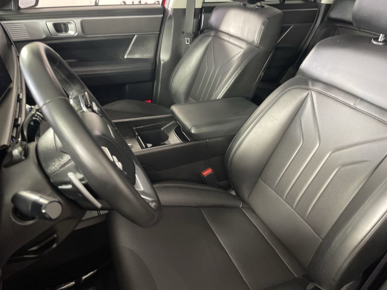 Used 2025 Hyundai Santa Fe SEL image 19