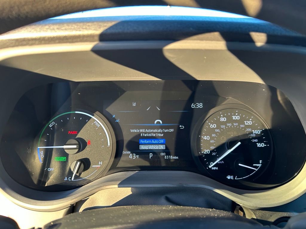 Used 2025 Toyota Sienna LE image 13