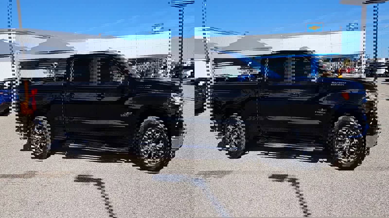 Used 2023 Chevrolet Silverado 1500 LT w/ Texas Edition Plus image 9