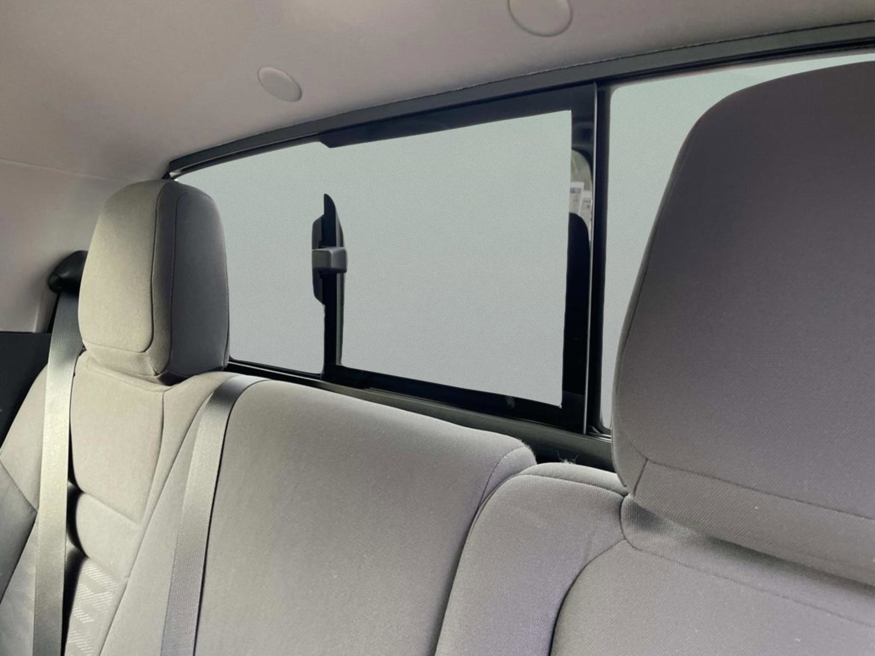 New 2026 Nissan Frontier S image 11