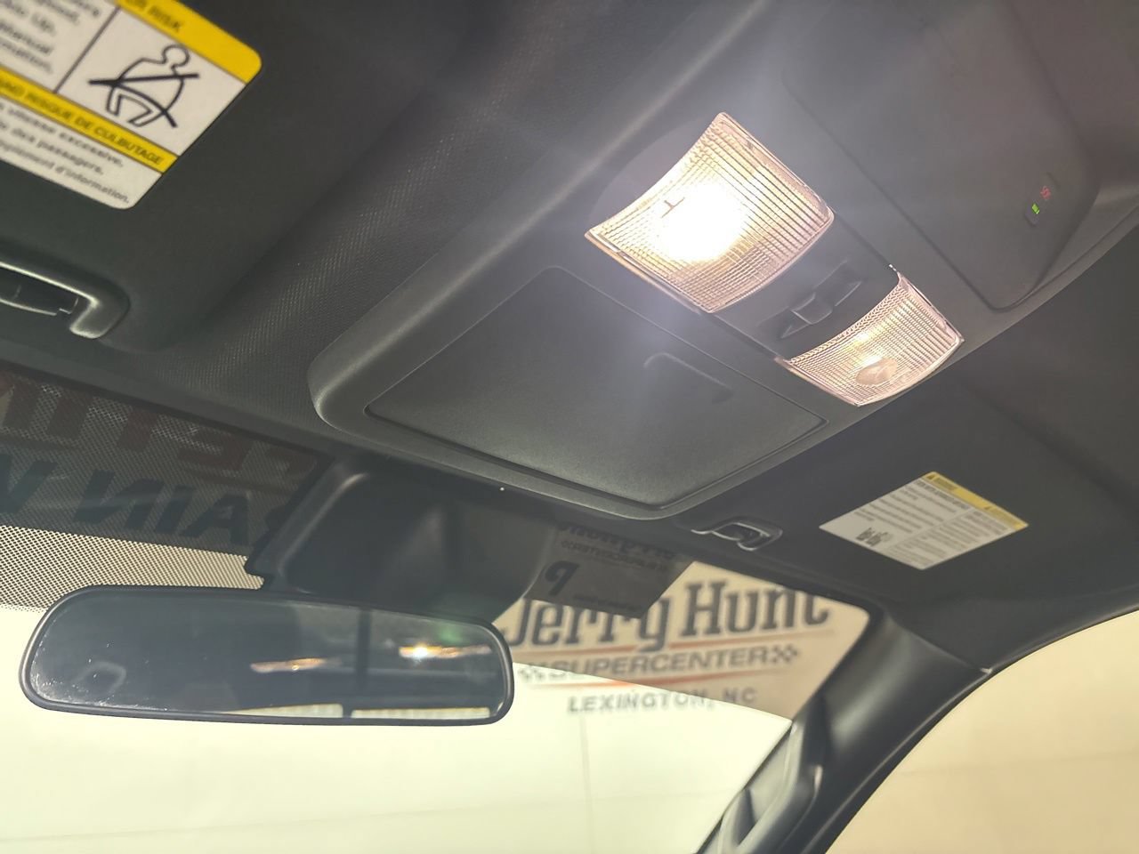 Used 2025 Nissan Frontier PRO-4X AWD/4WD image 20