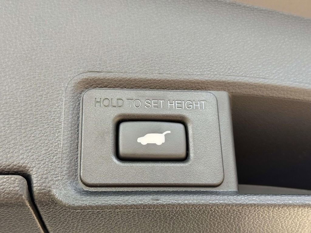 Certified 2025 Acura RDX A-Spec AWD/4WD image 9