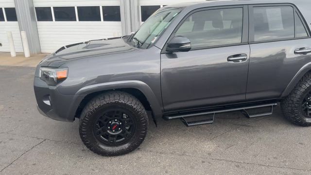 Used 2023 Toyota 4Runner TRD Off-Road Premium w/ Moonroof Package AWD/4WD image 9