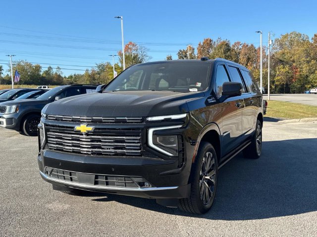 New 2026 Chevrolet Suburban High Country AWD/4WD image 8
