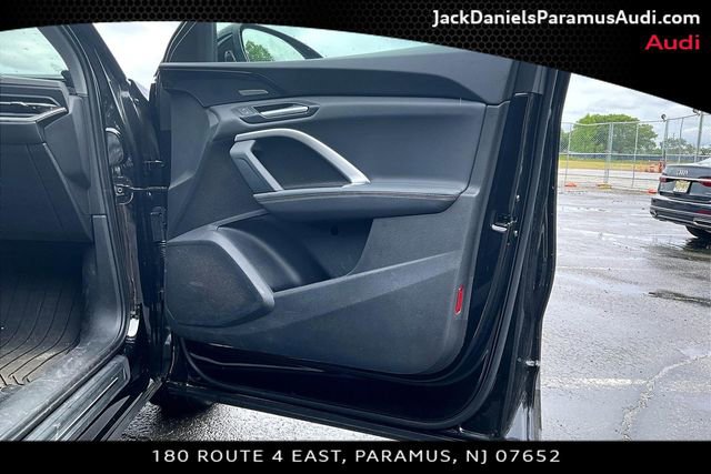 Used 2025 Audi Q5 Premium Plus w/ Premium Plus AWD/4WD image 16