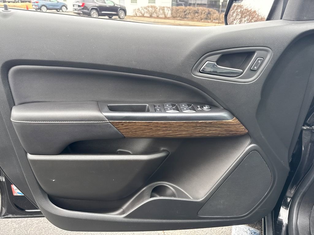 Used 2019 GMC Canyon Denali image 12