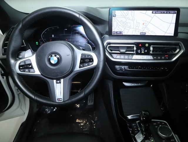 Used 2024 BMW X4 xDrive30i w/ Premium Package AWD/4WD image 36