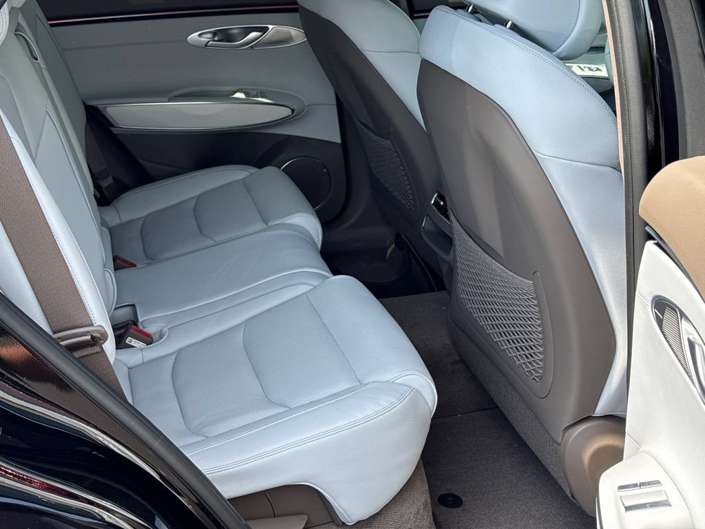 New 2026 Genesis GV70 2.5T Advanced AWD/4WD image 15