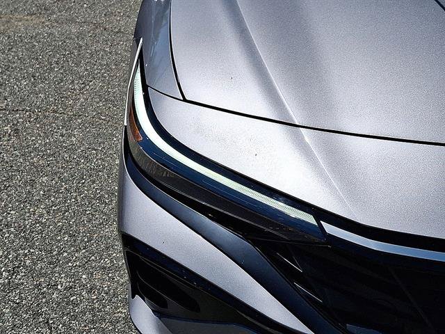 Certified 2025 Hyundai Elantra SEL FWD image 28