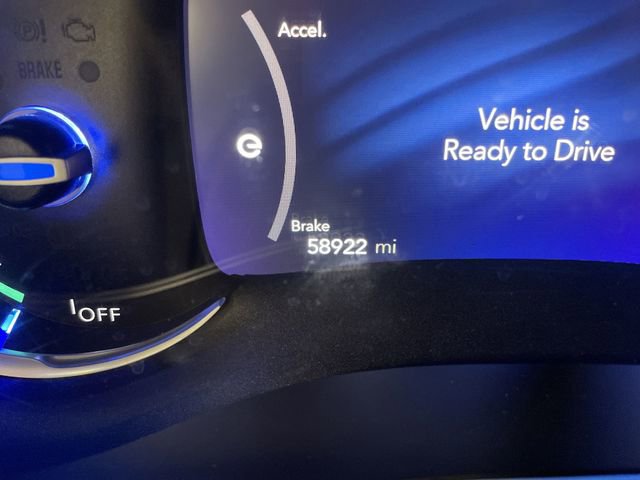 Used 2024 Chrysler Pacifica Pinnacle image 6