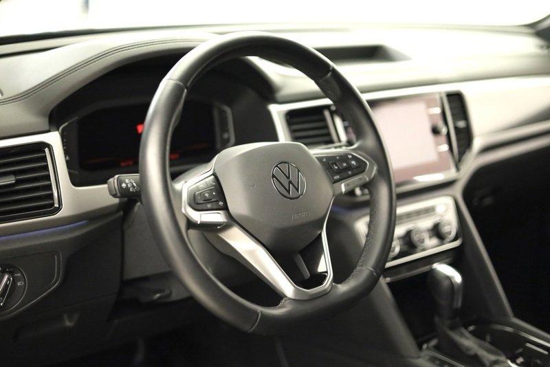 Used 2020 Volkswagen Atlas Cross Sport SEL Premium image 12