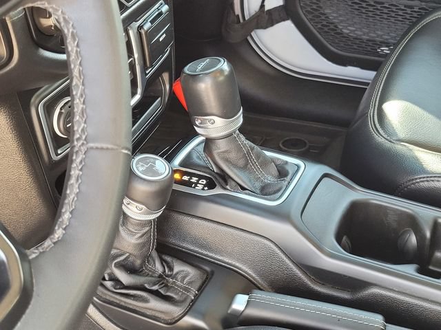 Used 2025 Jeep Gladiator Sport AWD/4WD image 18