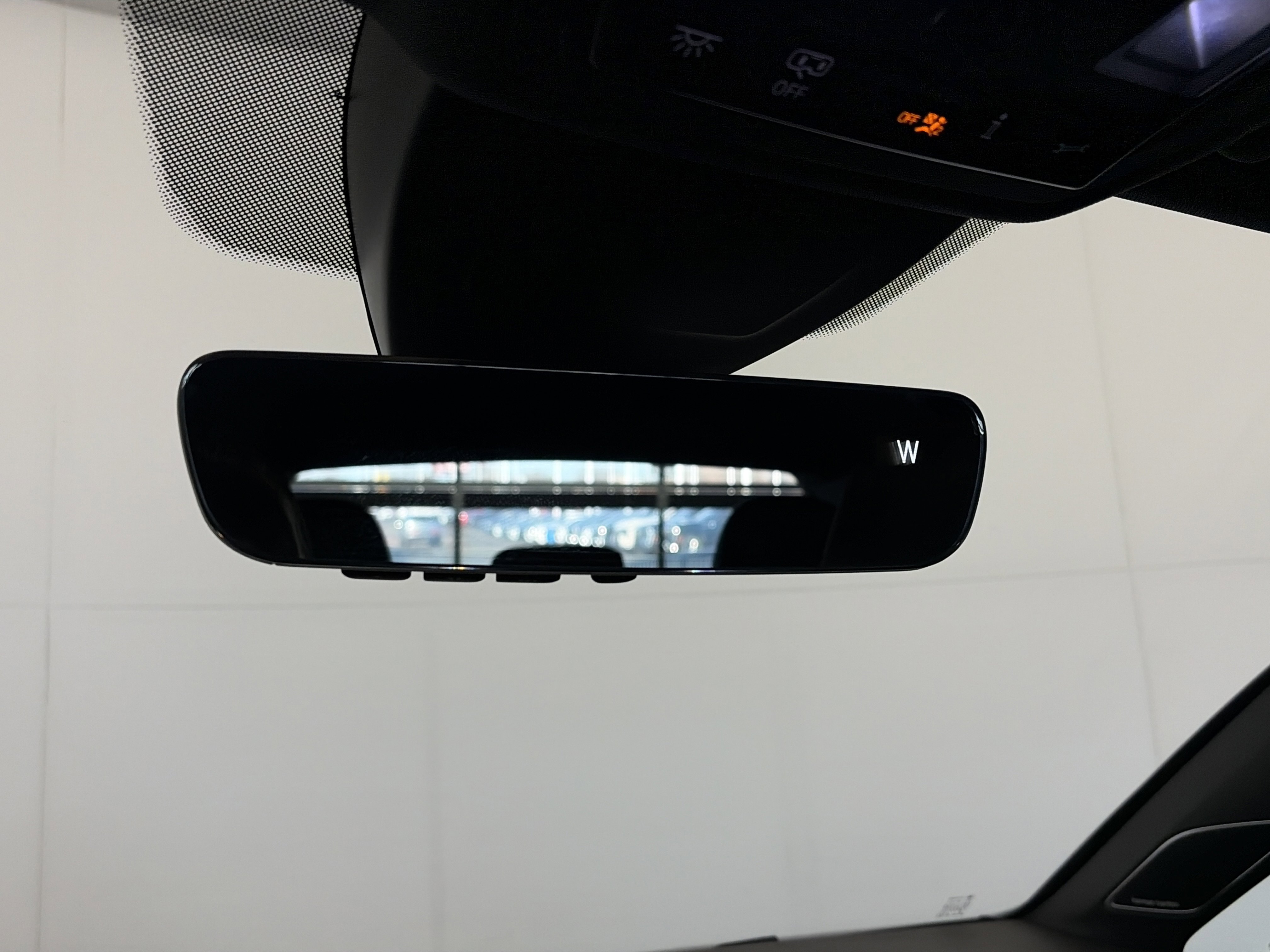 Used 2022 Volkswagen GTI SE image 30