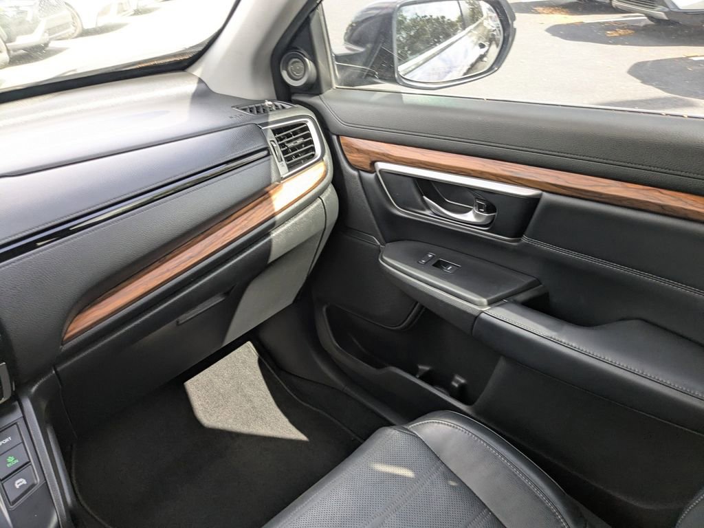 Used 2022 Honda CR-V Touring image 17